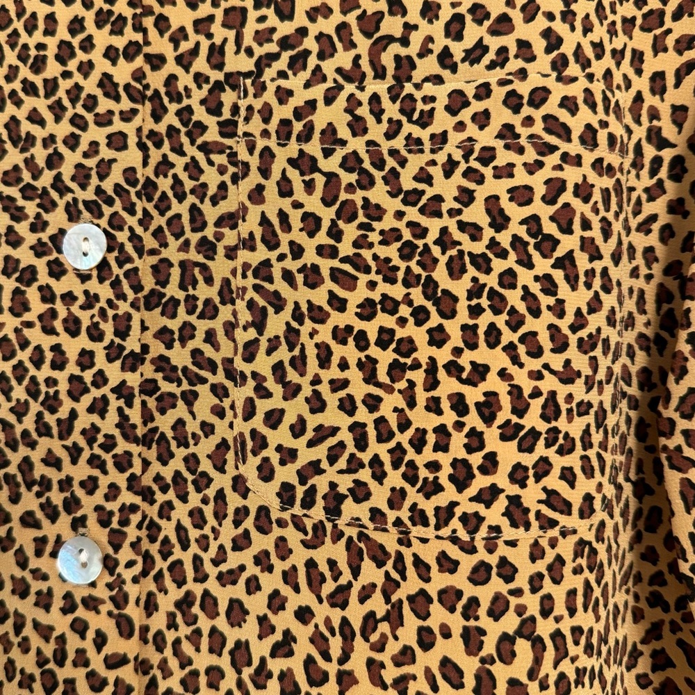 SPENSER JEREMY Vintage Silk Leopard Print Button-Up Shirt - Picture 4 of 9